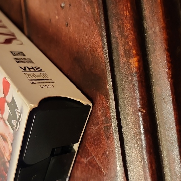 VHS TAPE - Christmas - Picture 6 of 7